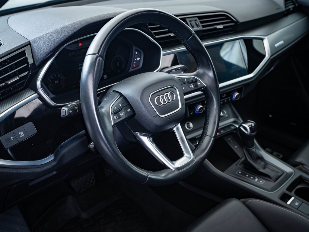 2022 Audi Q3 S line Premium Plus photo 19