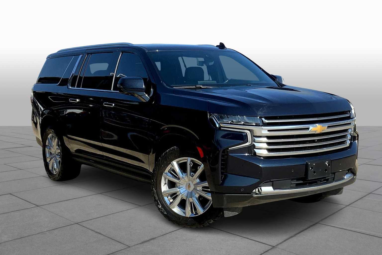 2021 Chevrolet Suburban High Country photo 2