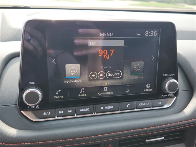 2026 Nissan Rogue SV photo 9