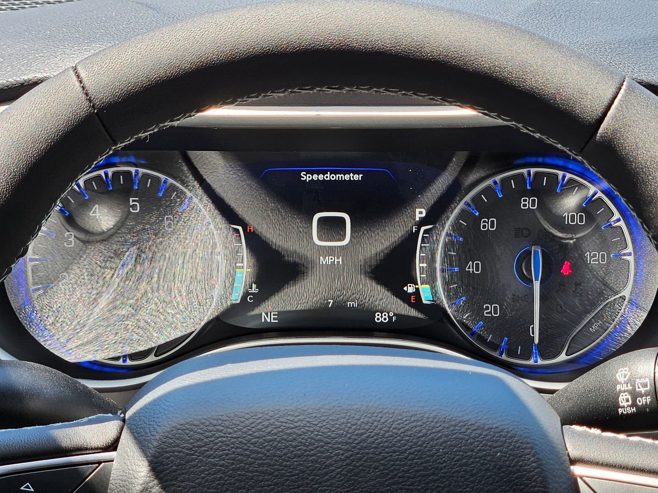 2025 Chrysler Pacifica photo 13