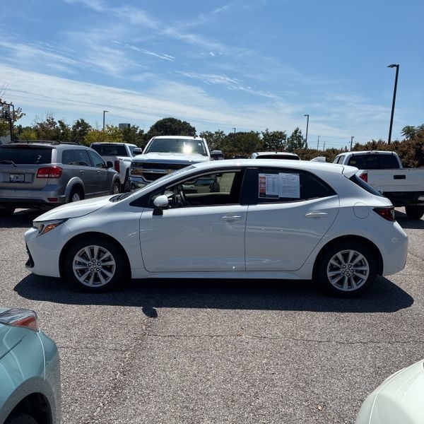2024 Toyota Corolla SE photo 4