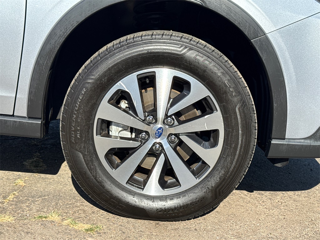2022 Subaru Outback Premium photo 6