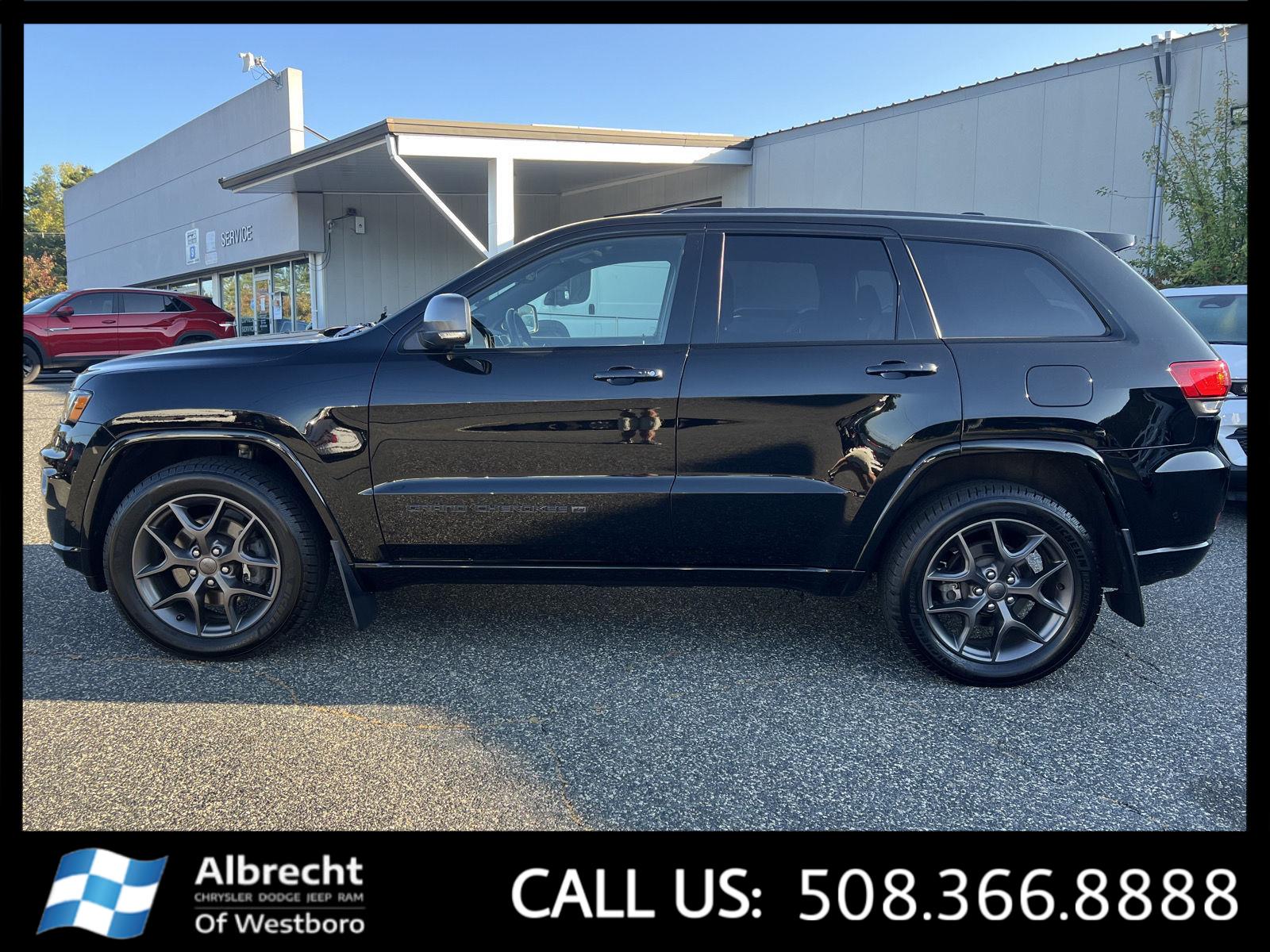 2021 Jeep Grand Cherokee Limited photo 2