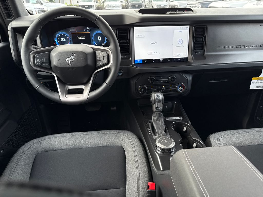 2025 Ford Bronco Big Bend photo 4