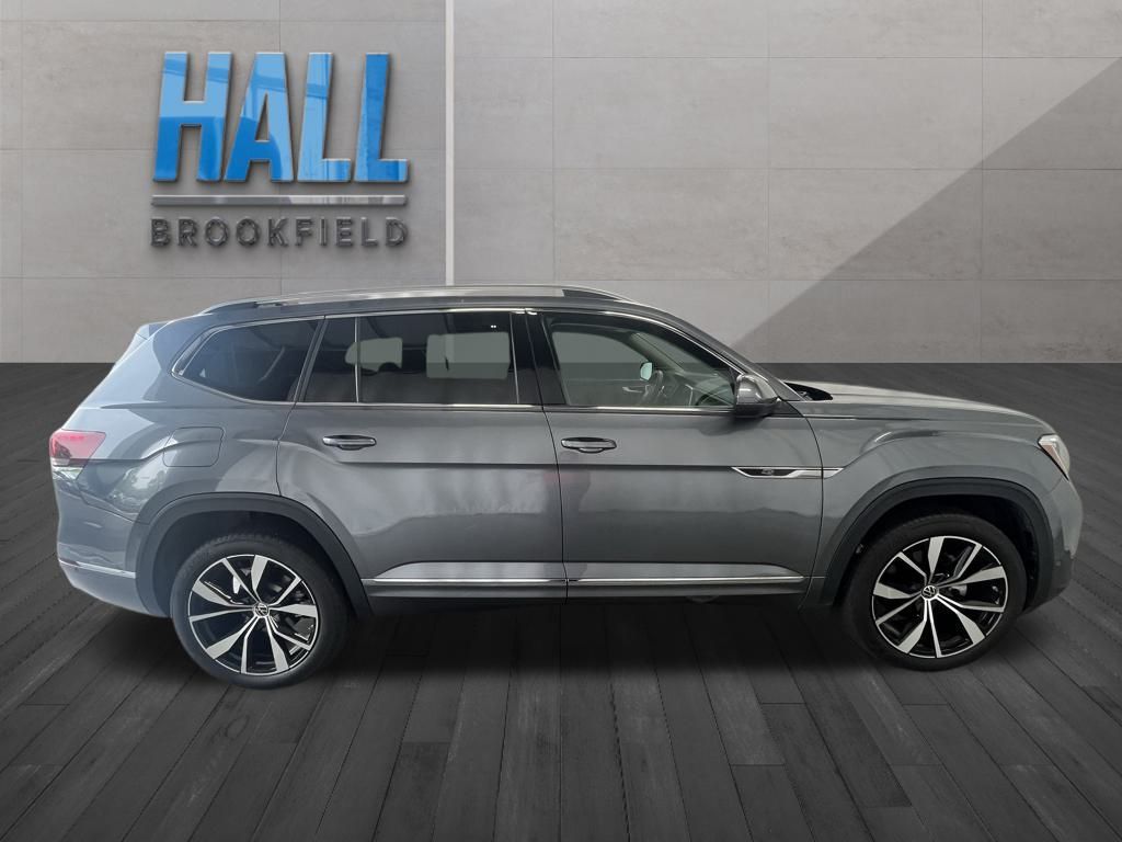 2024 Volkswagen Atlas SEL Premium R-Line photo 6