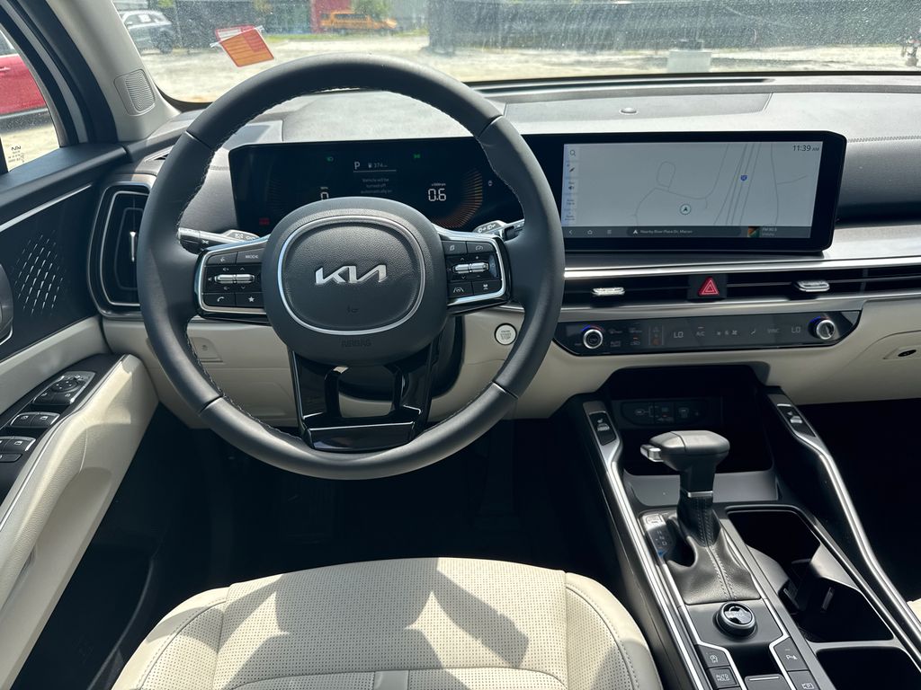 2025 Kia Sorento S photo 22