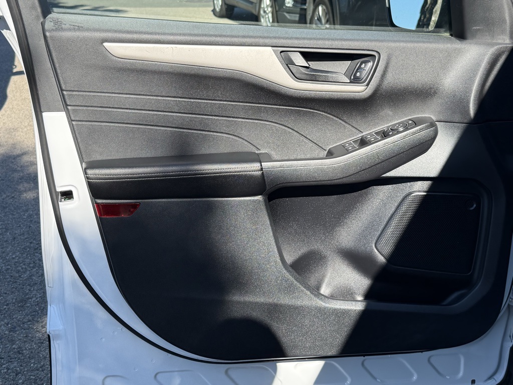 2022 Ford Escape SE photo 23