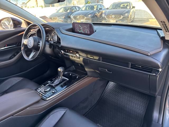 2022 Mazda CX-30 2.5 Turbo Premium Plus photo 24