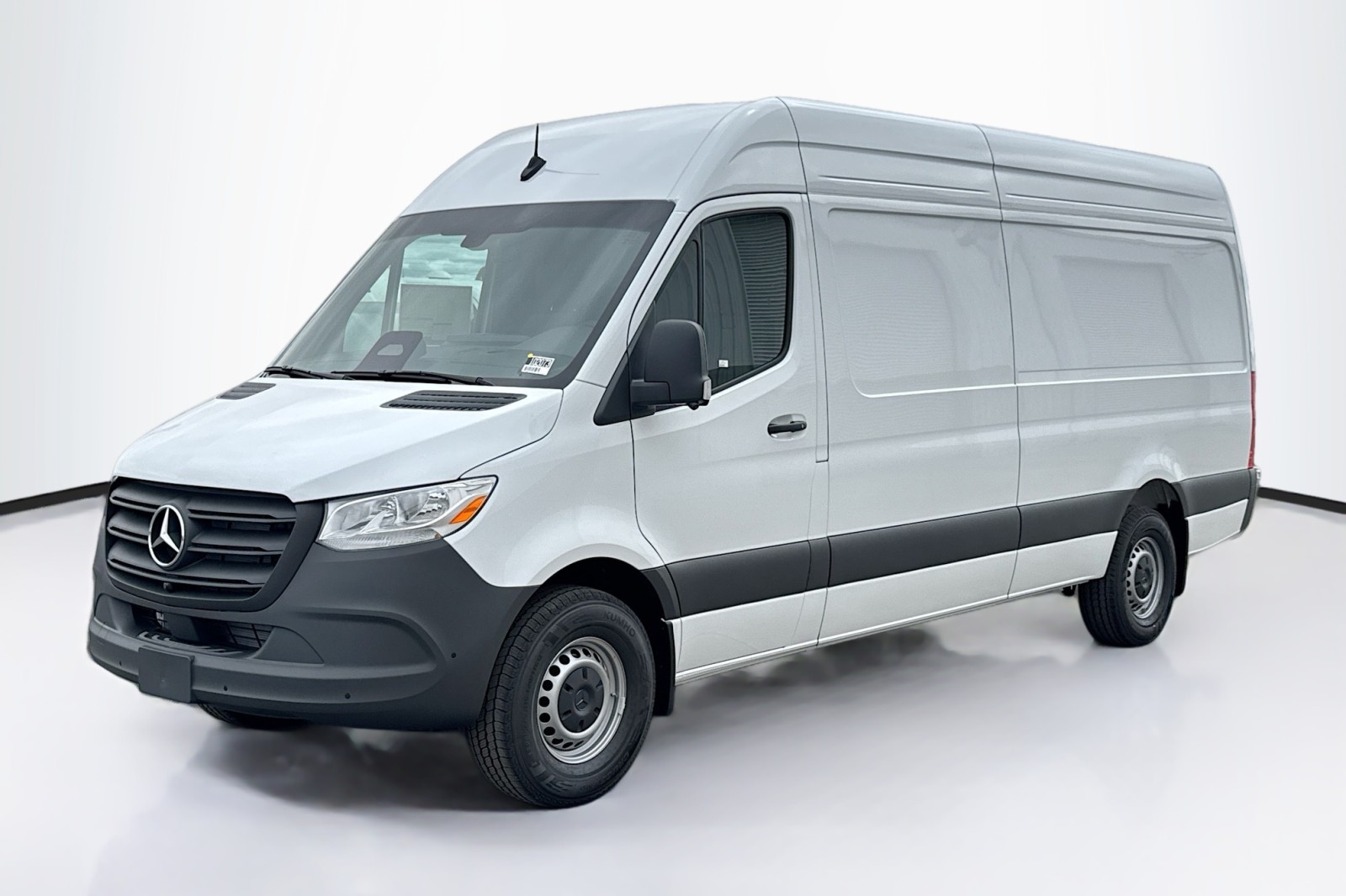 2025 Mercedes-Benz Sprinter Cargo Van Base's photo