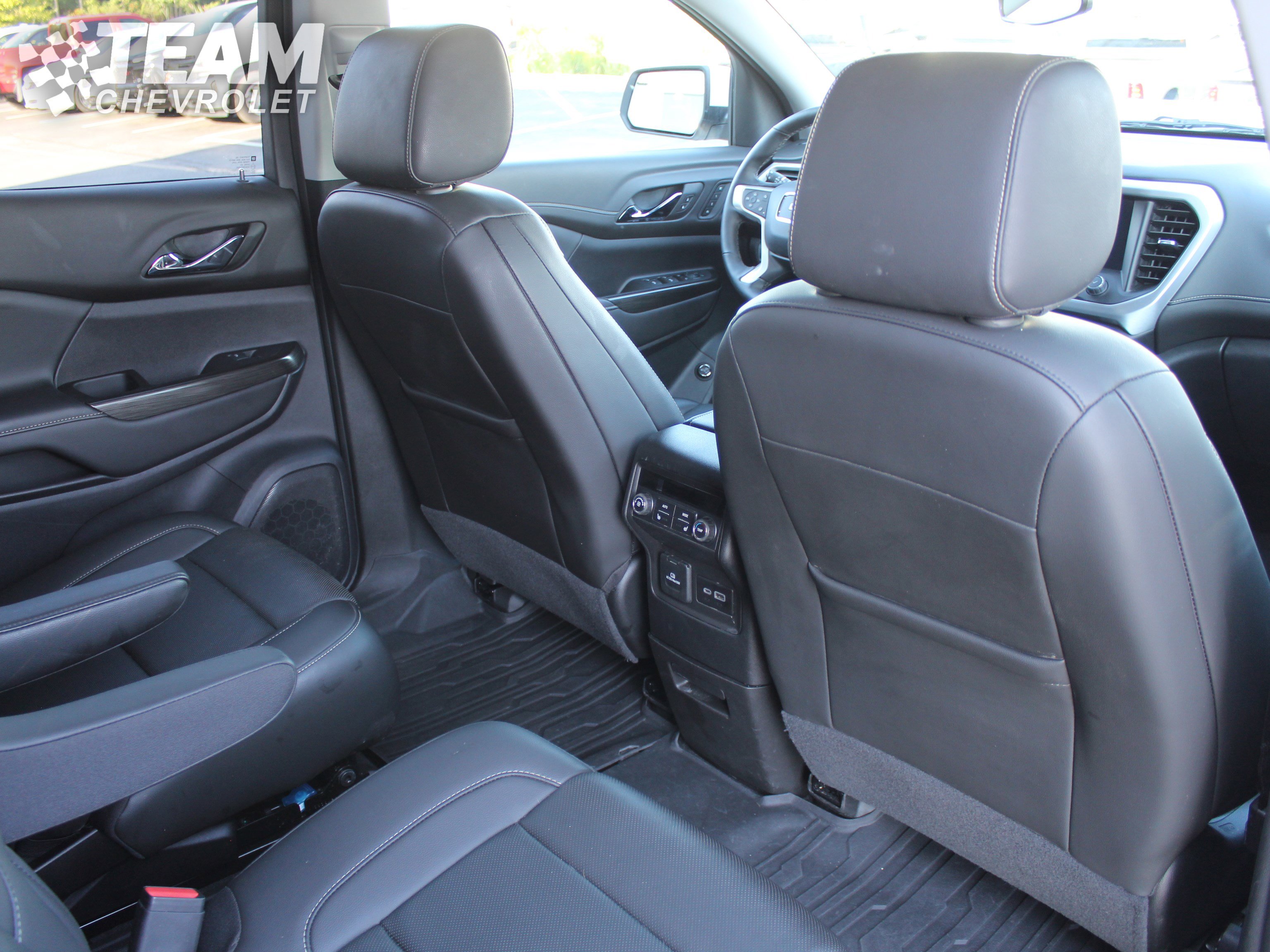 2023 Gmc Acadia SLT photo 25