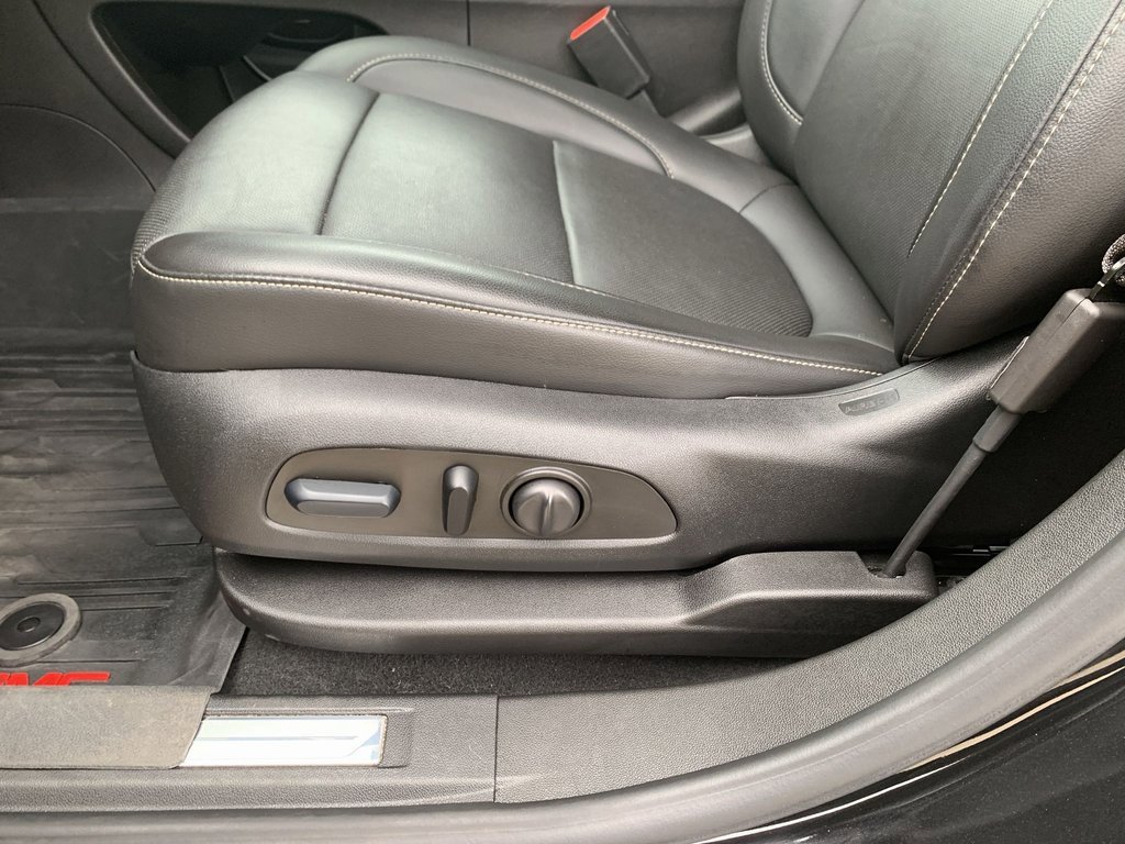 2023 Gmc Acadia SLT photo 13
