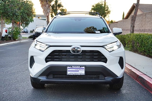 Used 2025 White Toyota LE image 4