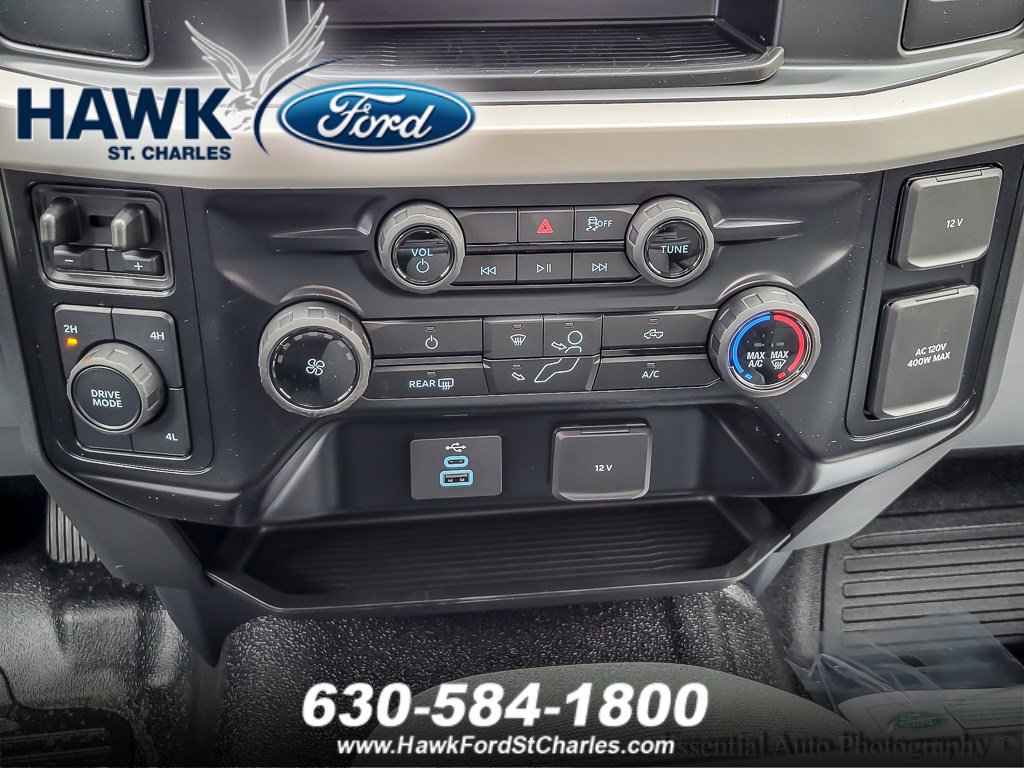 2025 FORD F-600 - Image 11