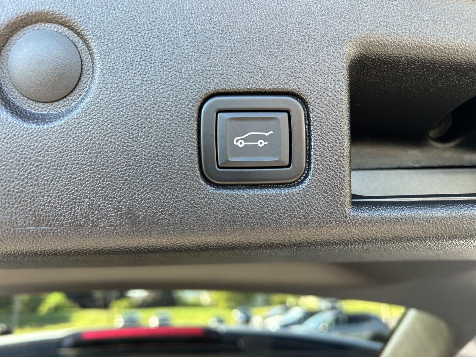 2024 Chevrolet Equinox LT photo 20