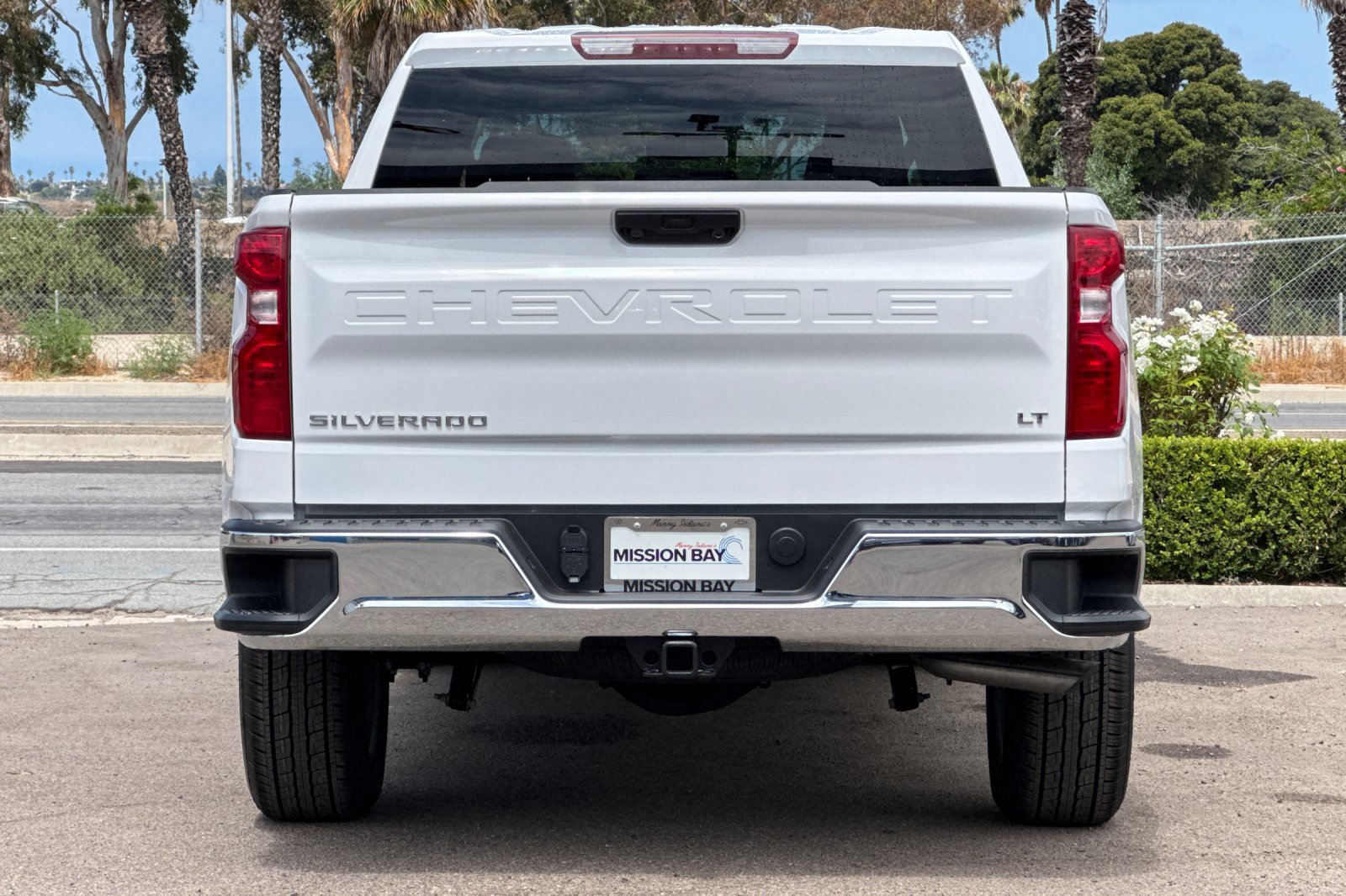 2025 Chevrolet Silverado LT photo 5