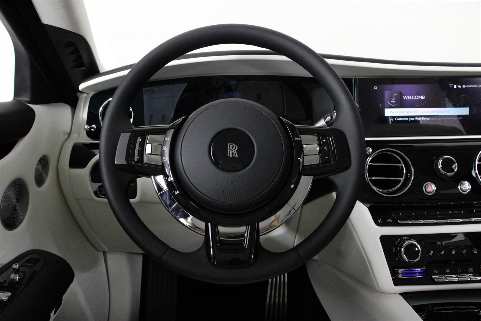 2025 Rolls Royce Ghost RR photo 6