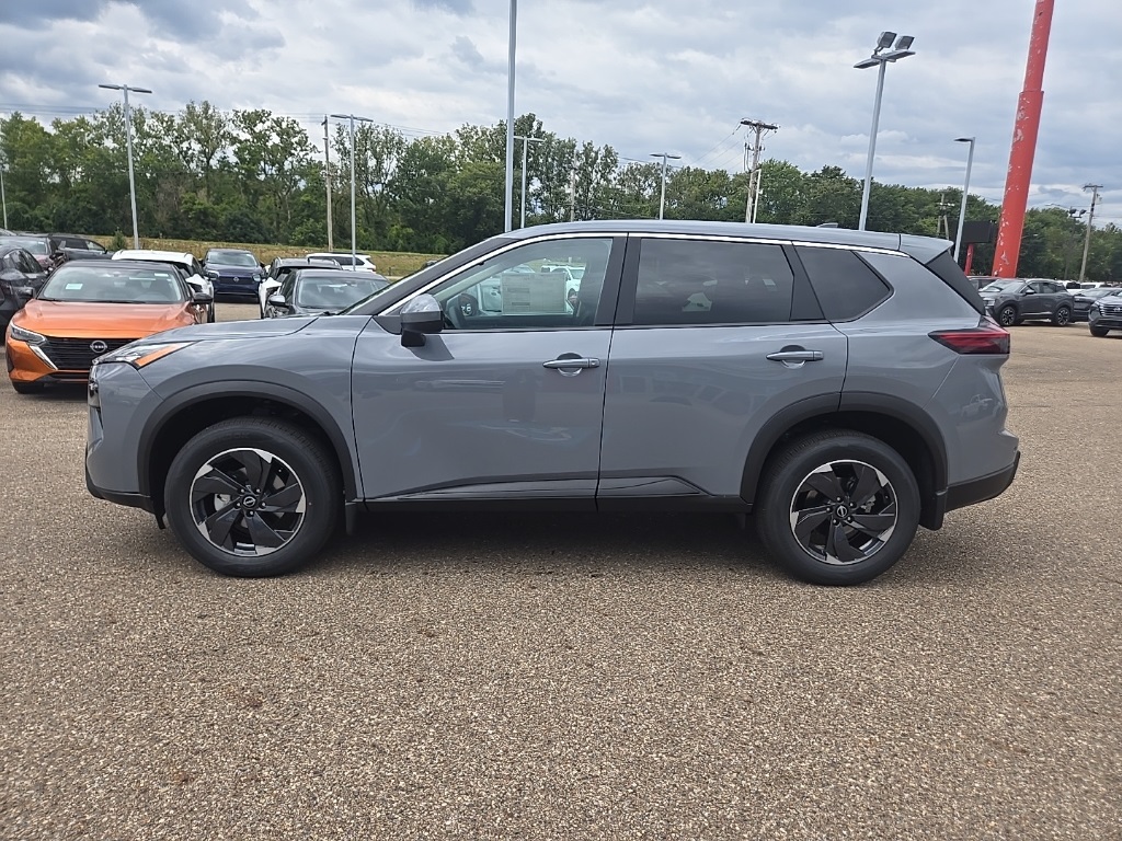2026 Nissan Rogue SV photo 3