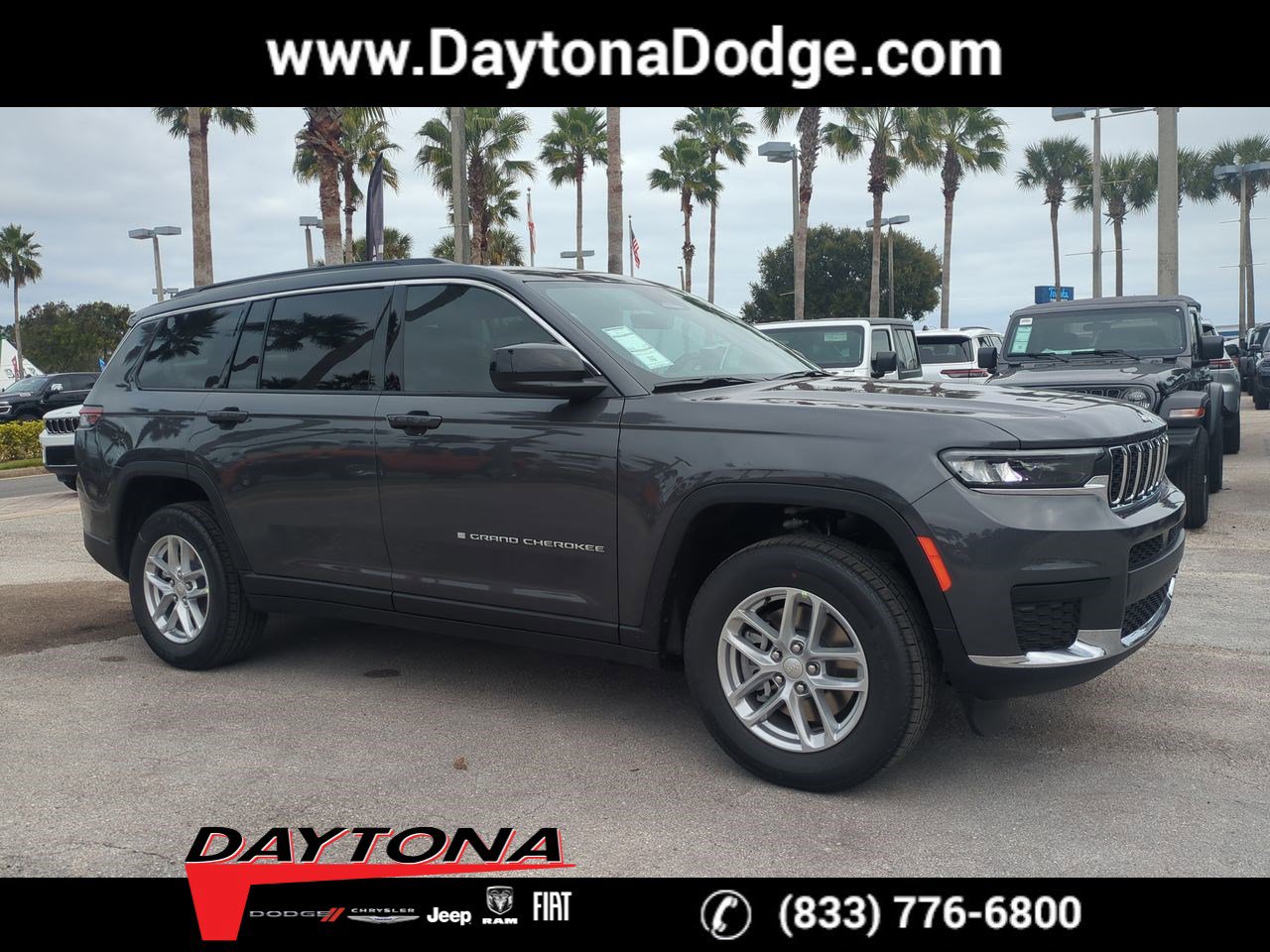 2025 Jeep Grand Cherokee L Laredo's photo