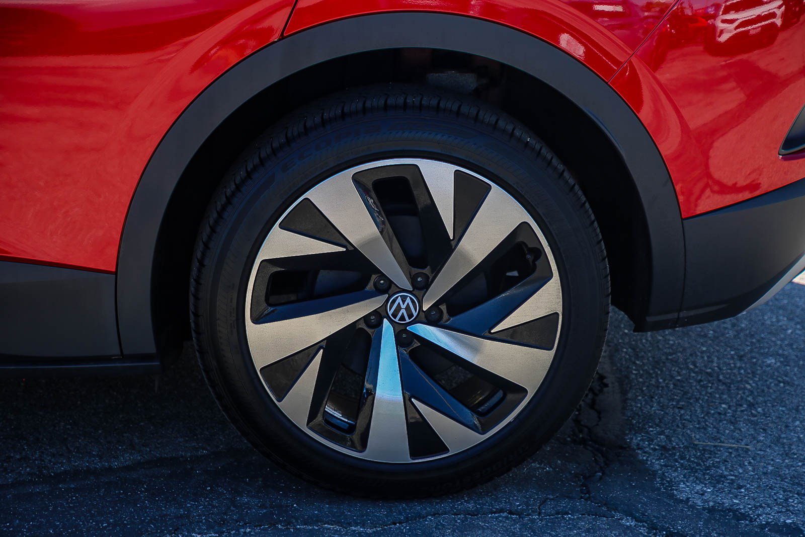 2021 Volkswagen ID.4 Pro S photo 9