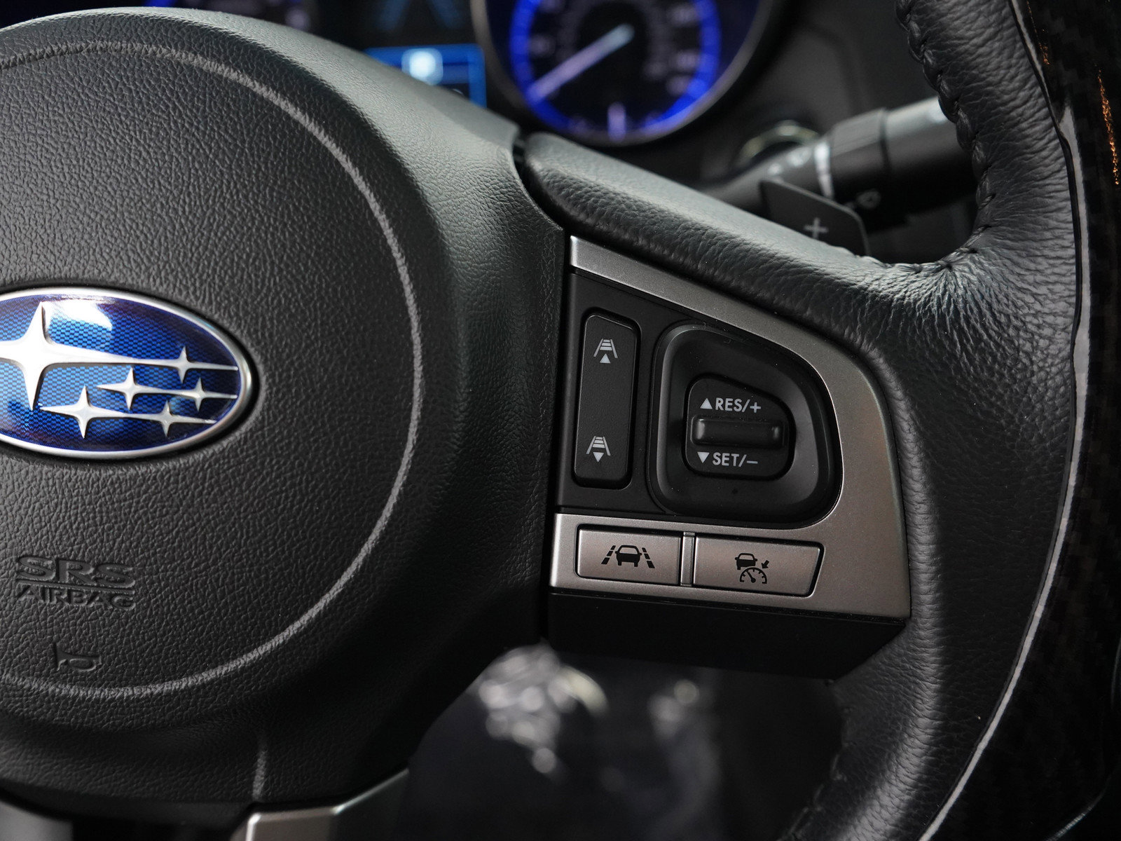 2017 Subaru Legacy Limited photo 25