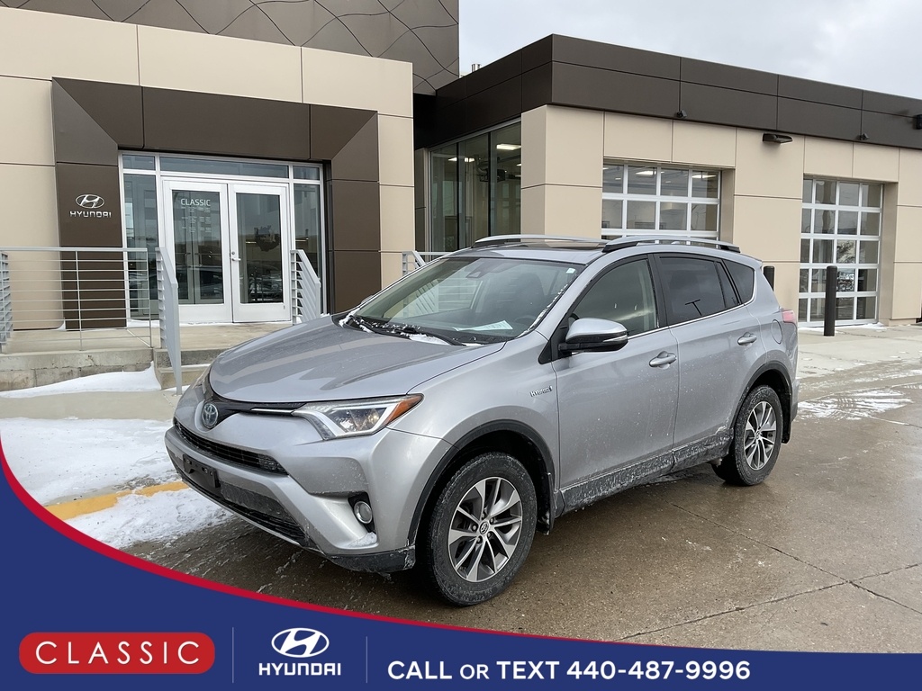 2018 Toyota RAV4 XLE's photo