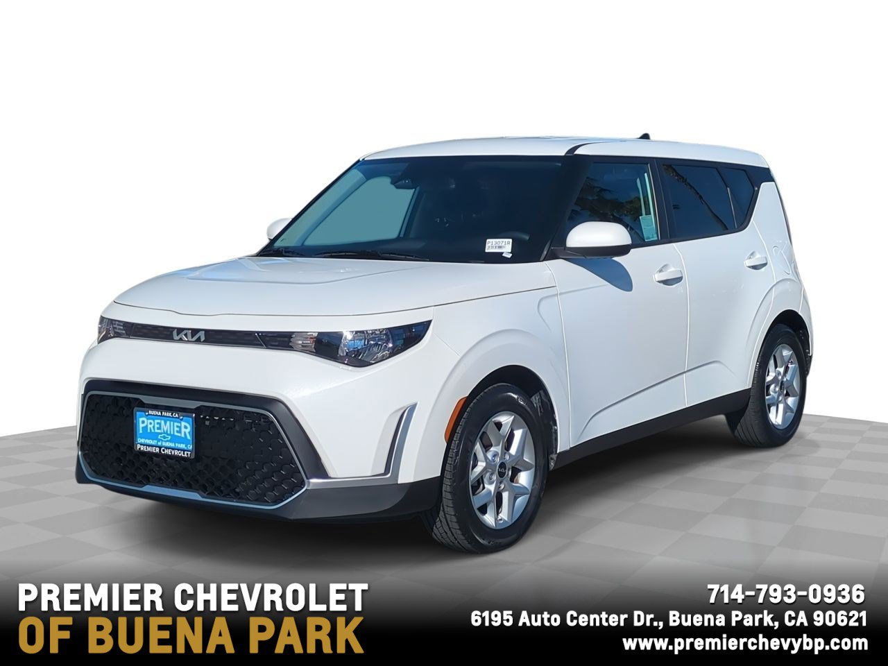 2024 Kia Soul LX's photo