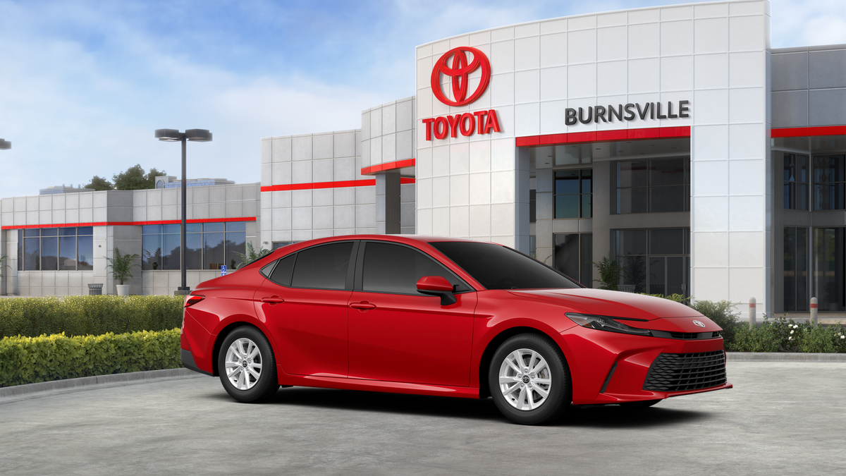 2025 Toyota Camry LE photo 13