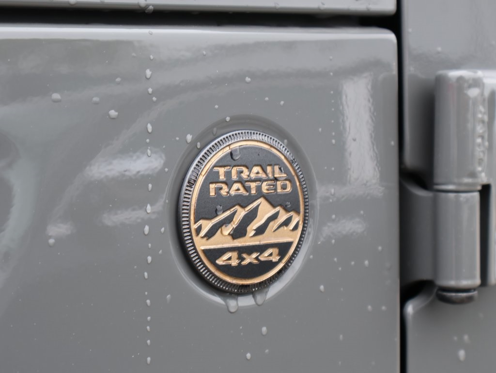 2023 Jeep Wrangler Rubicon 392 photo 3