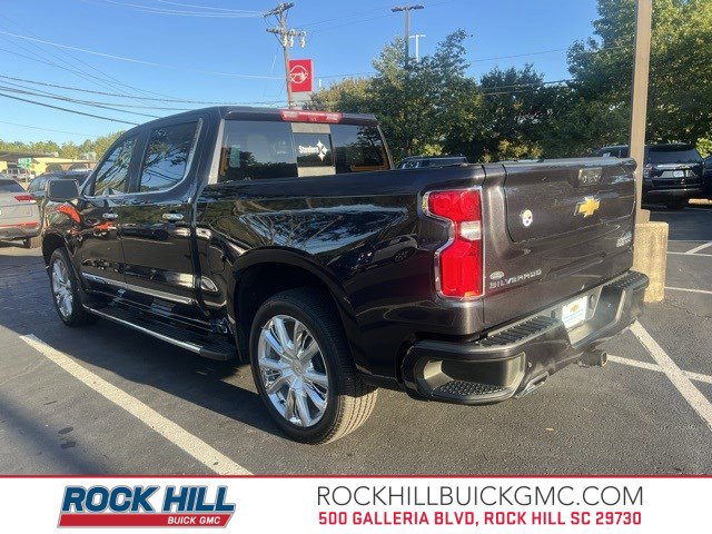 2024 Chevrolet Silverado 1500 High Country photo 2