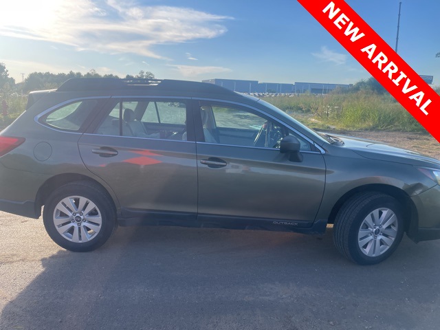 2018 Subaru Outback 2.5i photo 2