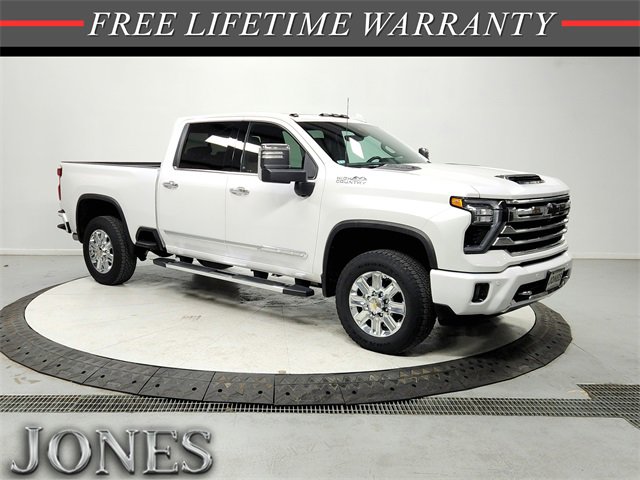 2024 Chevrolet Silverado HD High Country's photo