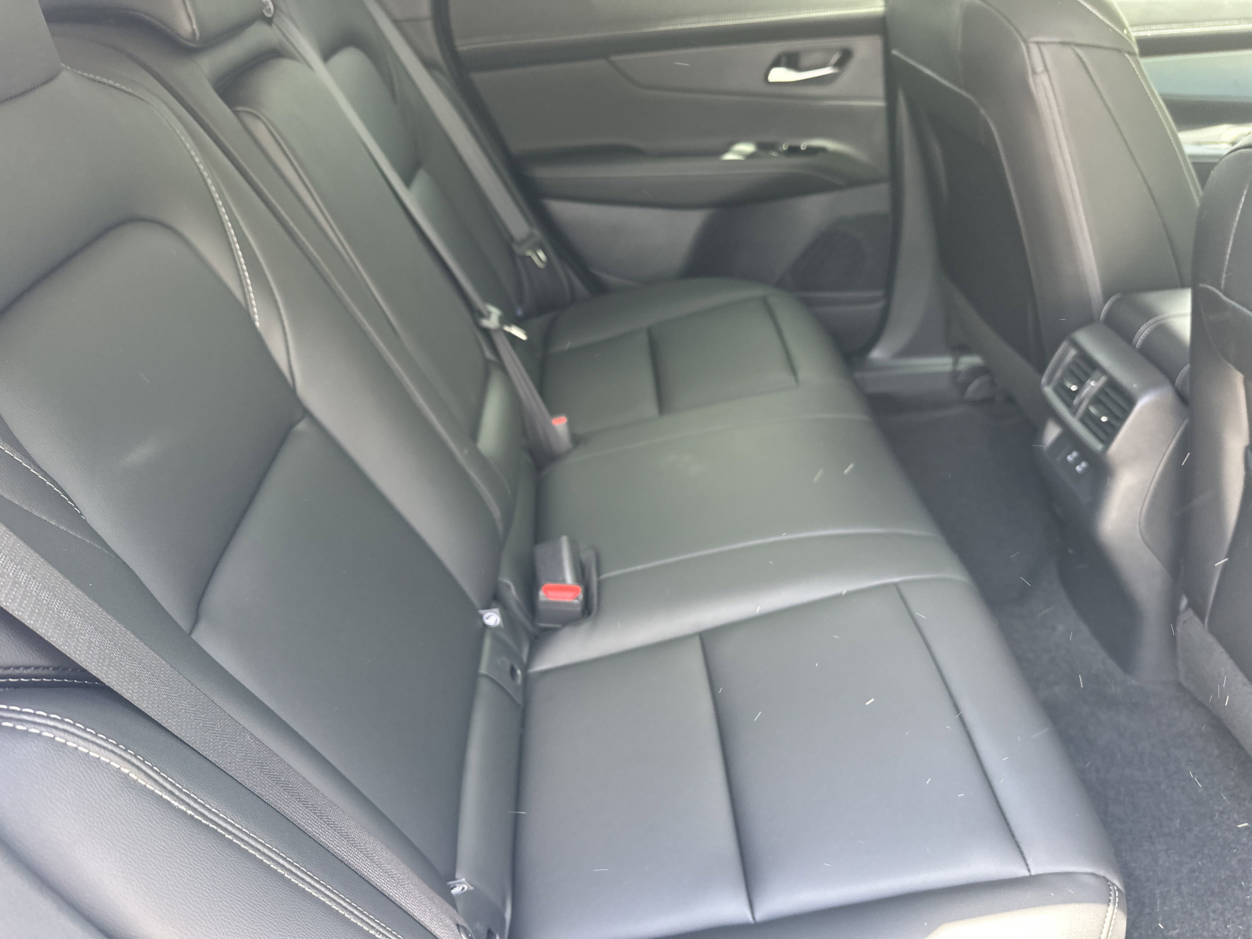 2025 Nissan Murano SL photo 14