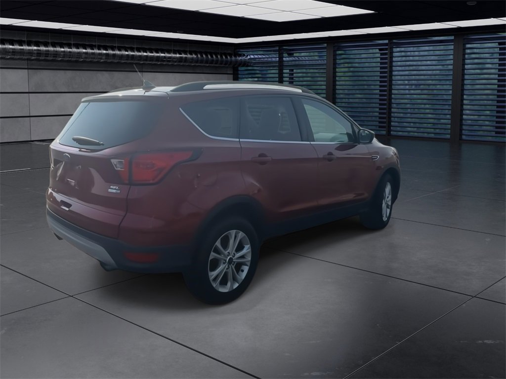 2019 Ford Escape SEL photo 7