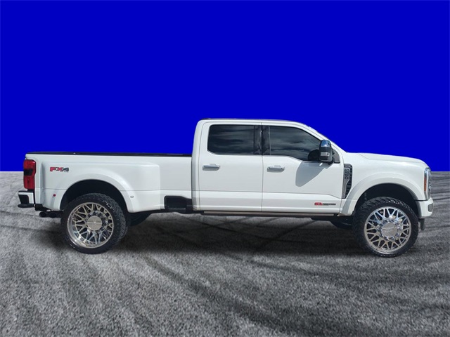 2024 Ford F-450 Limited photo 3
