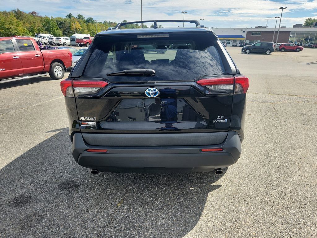 2019 Toyota RAV4 Hybrid LE photo 5
