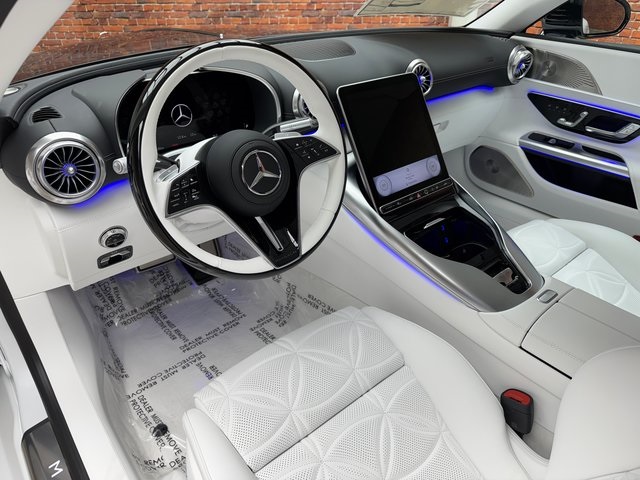 2026 Mercedes Benz SL photo 13
