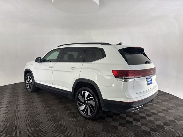 2024 Volkswagen Atlas SE Technology photo 3