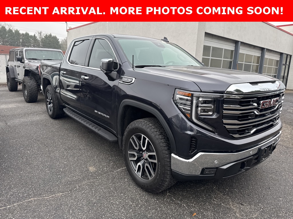 2025 GMC Sierra 1500 SLT's photo