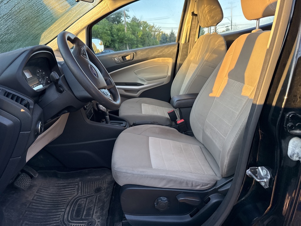 2019 Ford EcoSport S photo 2