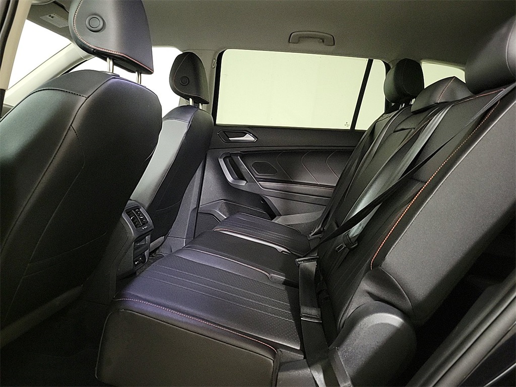 2024 VOLKSWAGEN TIGUAN - Image 13