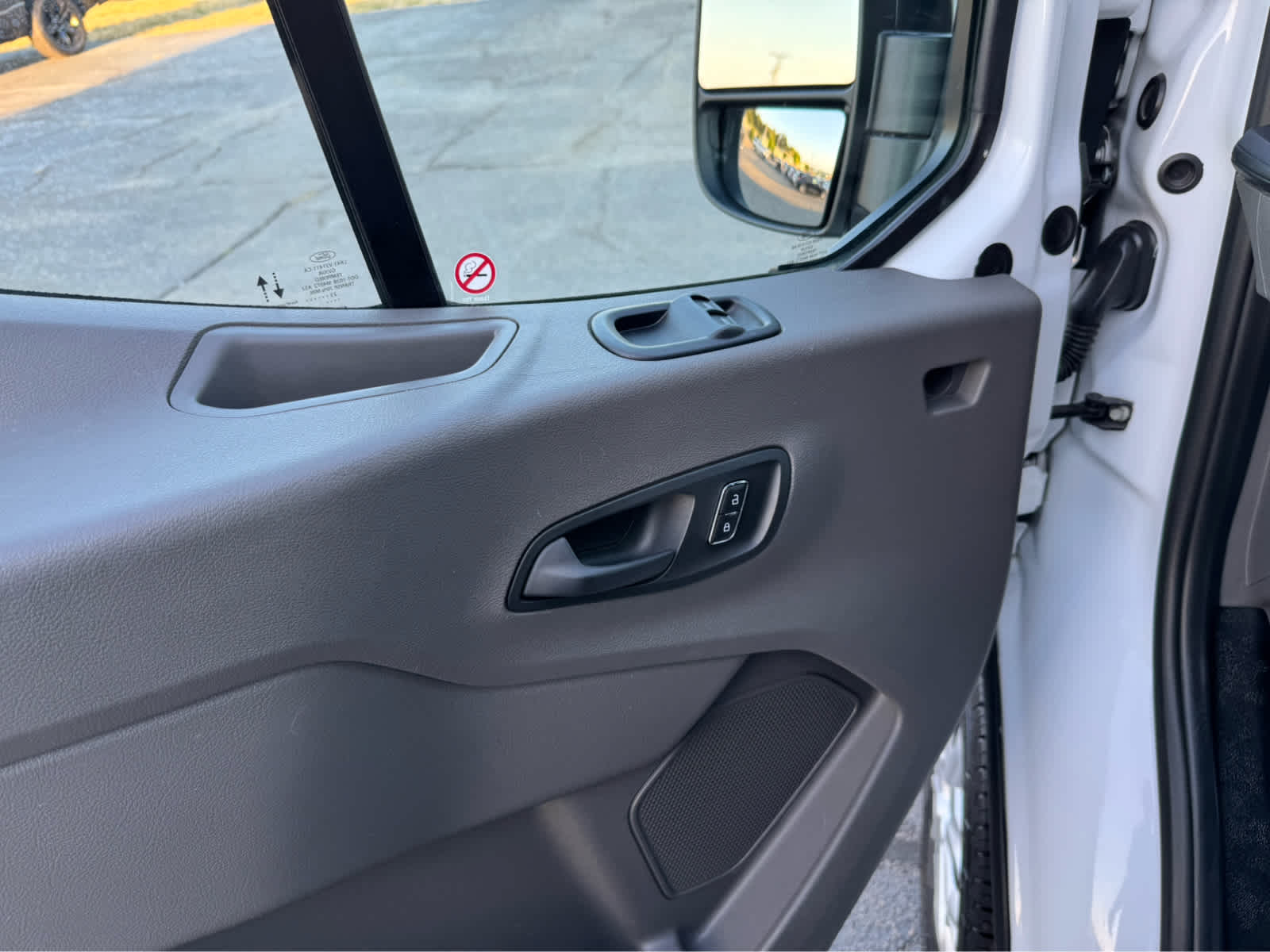 2023 Ford Transit Cargo Van photo 11
