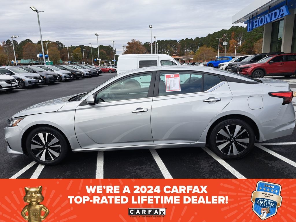 2022 Nissan Altima 2.5 SV photo 3