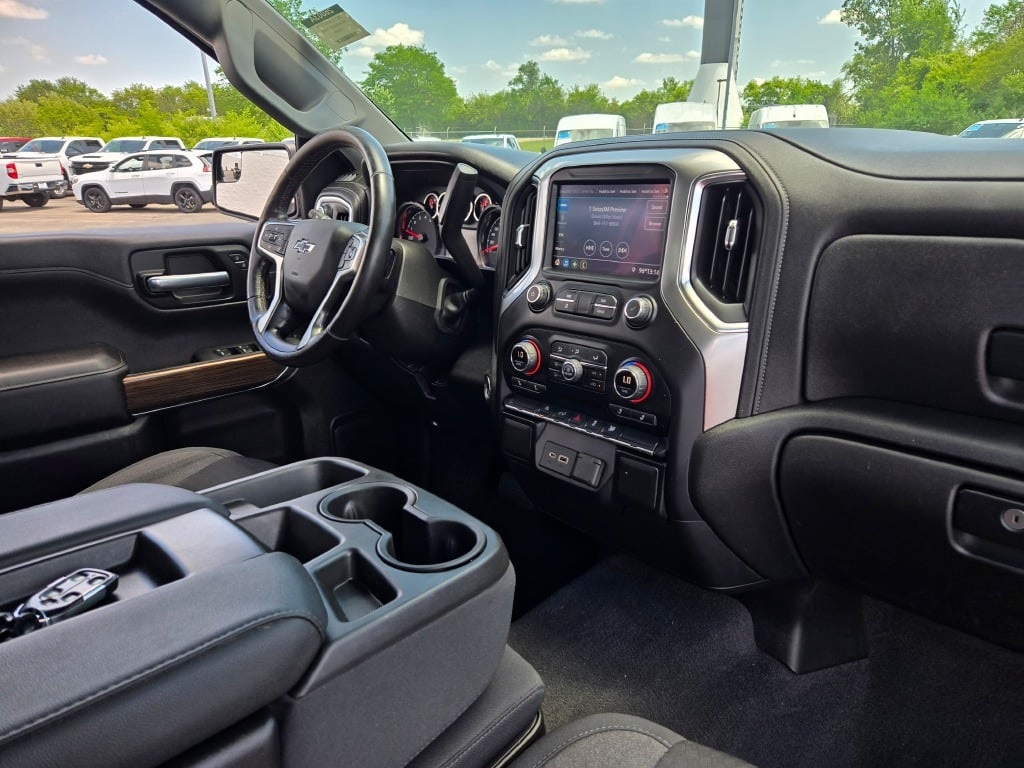 2021 Chevrolet Silverado 1500 RST photo 4