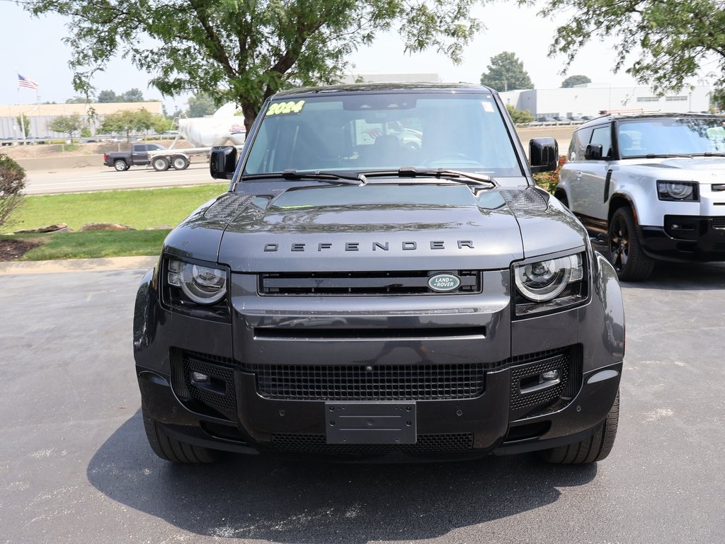 2024 Land Rover Defender 110 X-Dynamic SE photo 2