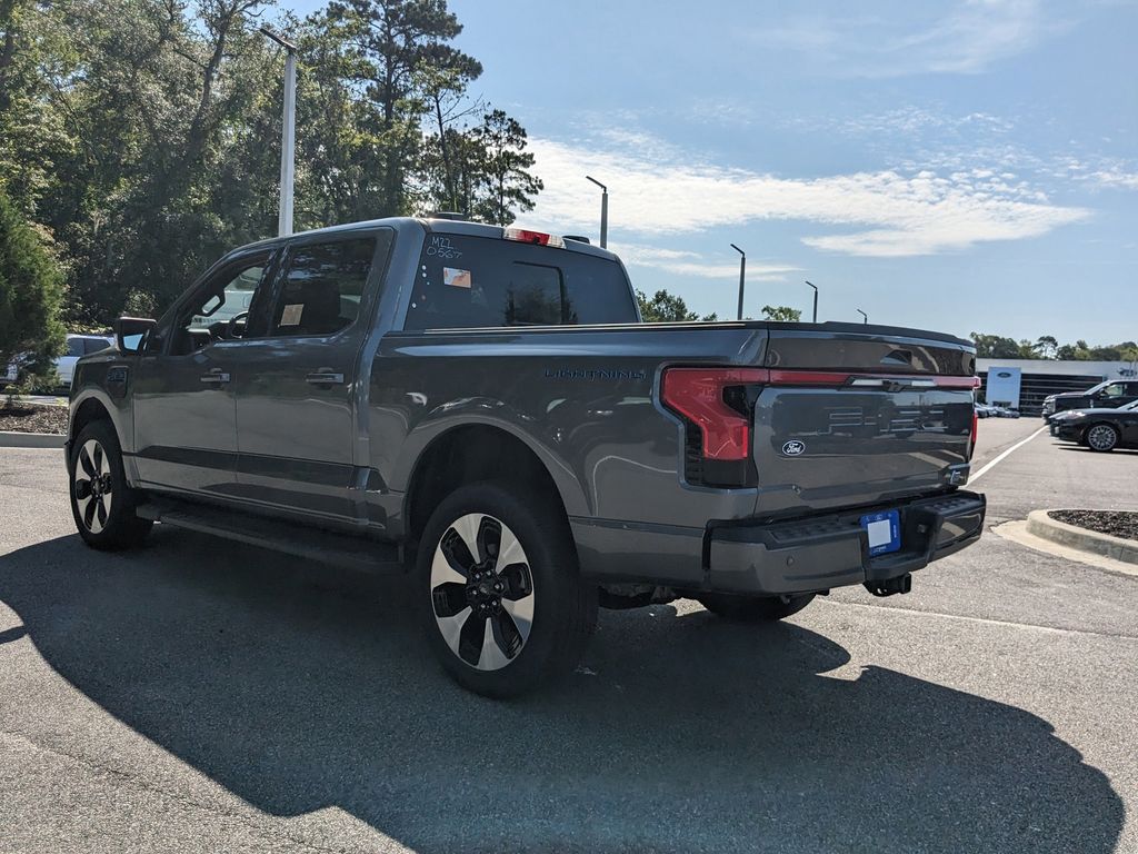 2025 Ford F-150 Lightning Platinum photo 6