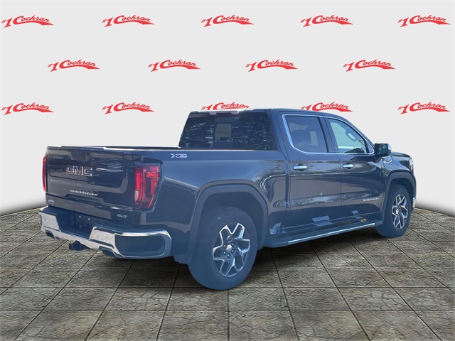 2022 Gmc Sierra 1500 SLT photo 3