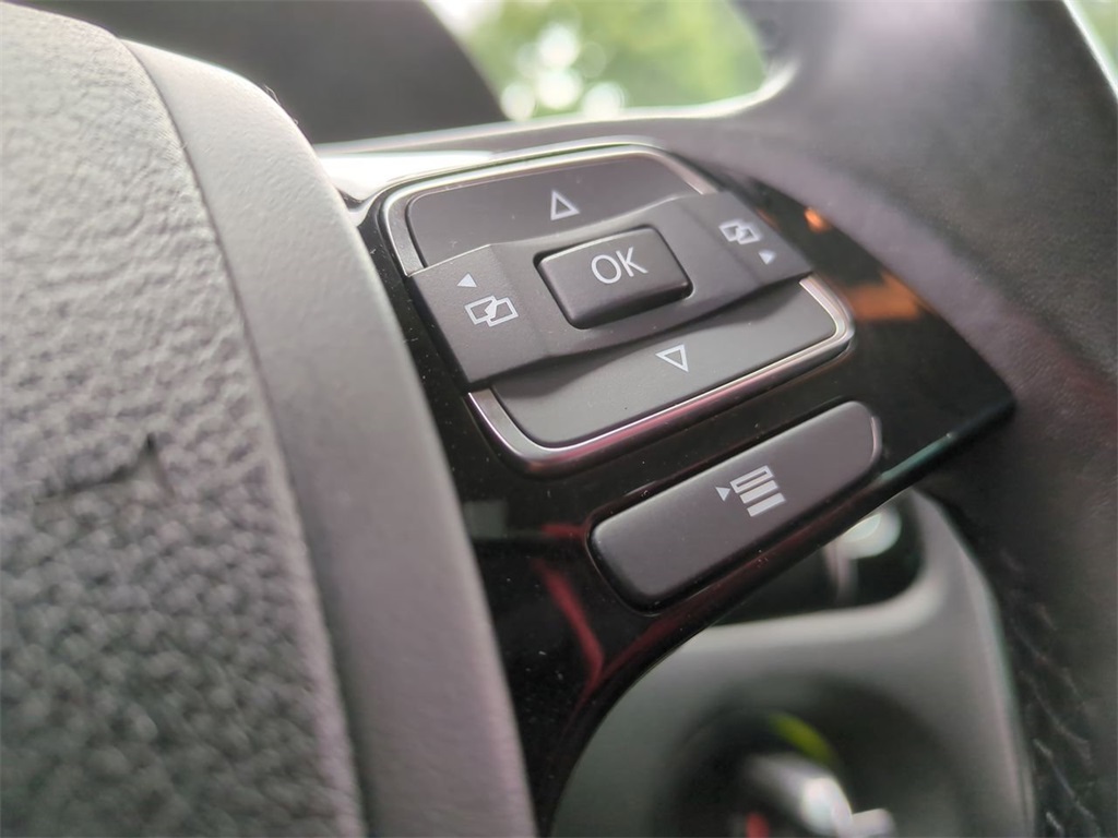 2011 Volkswagen Touareg VR6 FSI photo 14