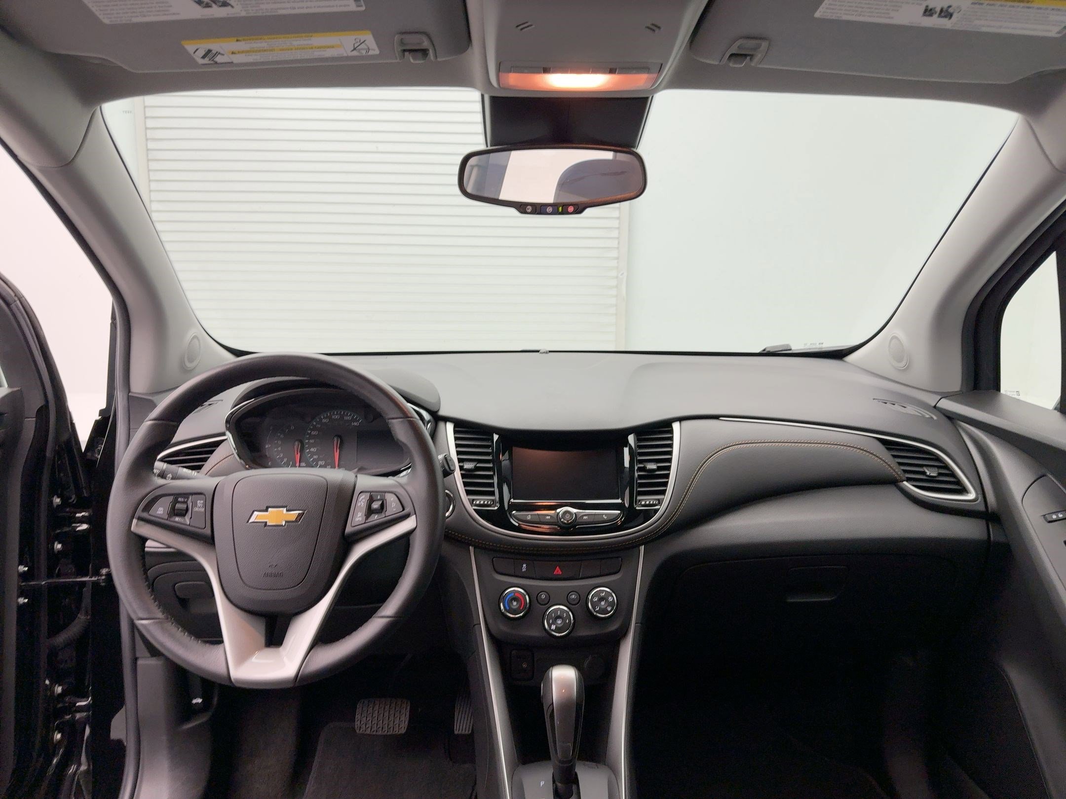 2022 Chevrolet Trax LT photo 23