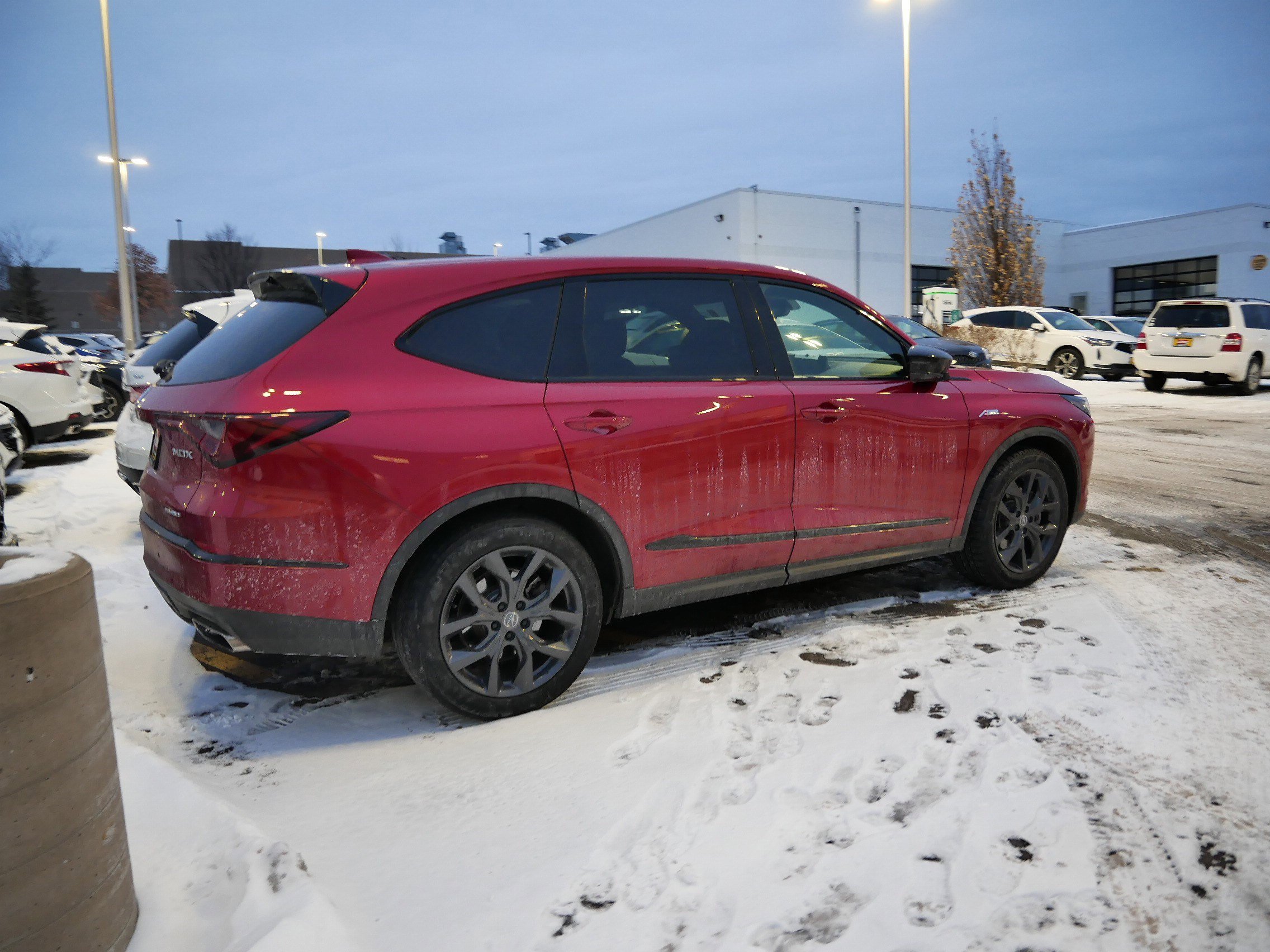 2023 Acura MDX SH-AWD A-Spec photo 3