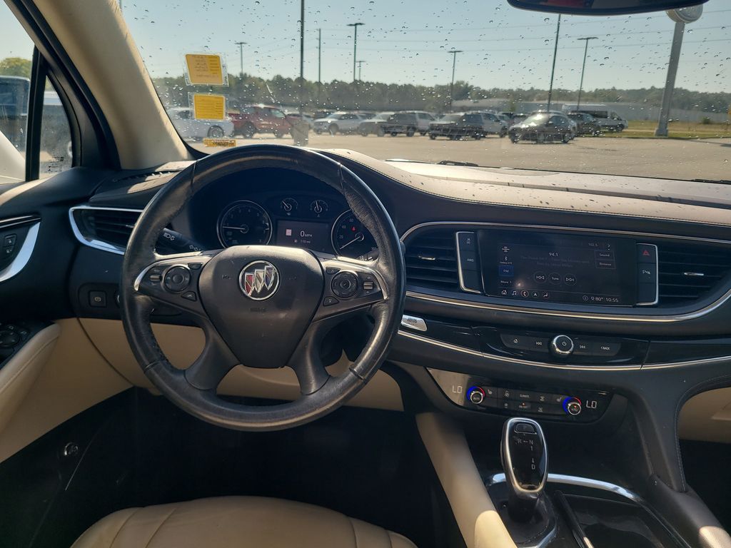 2020 Buick Enclave Essence photo 23